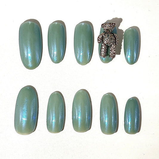 Aurora Bear - 5thOct Nail