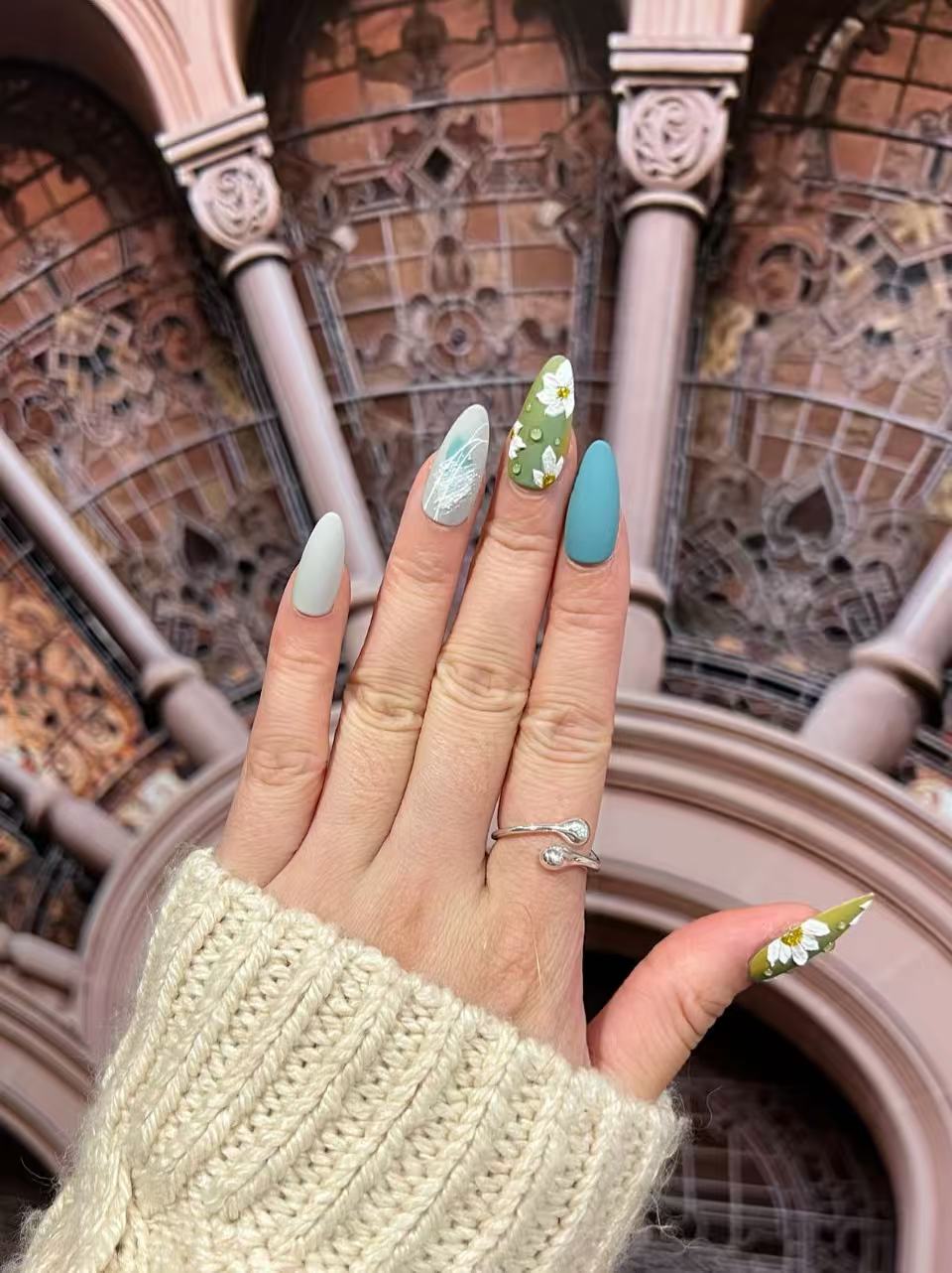 Sculpted Blossom - 5thOct Nail