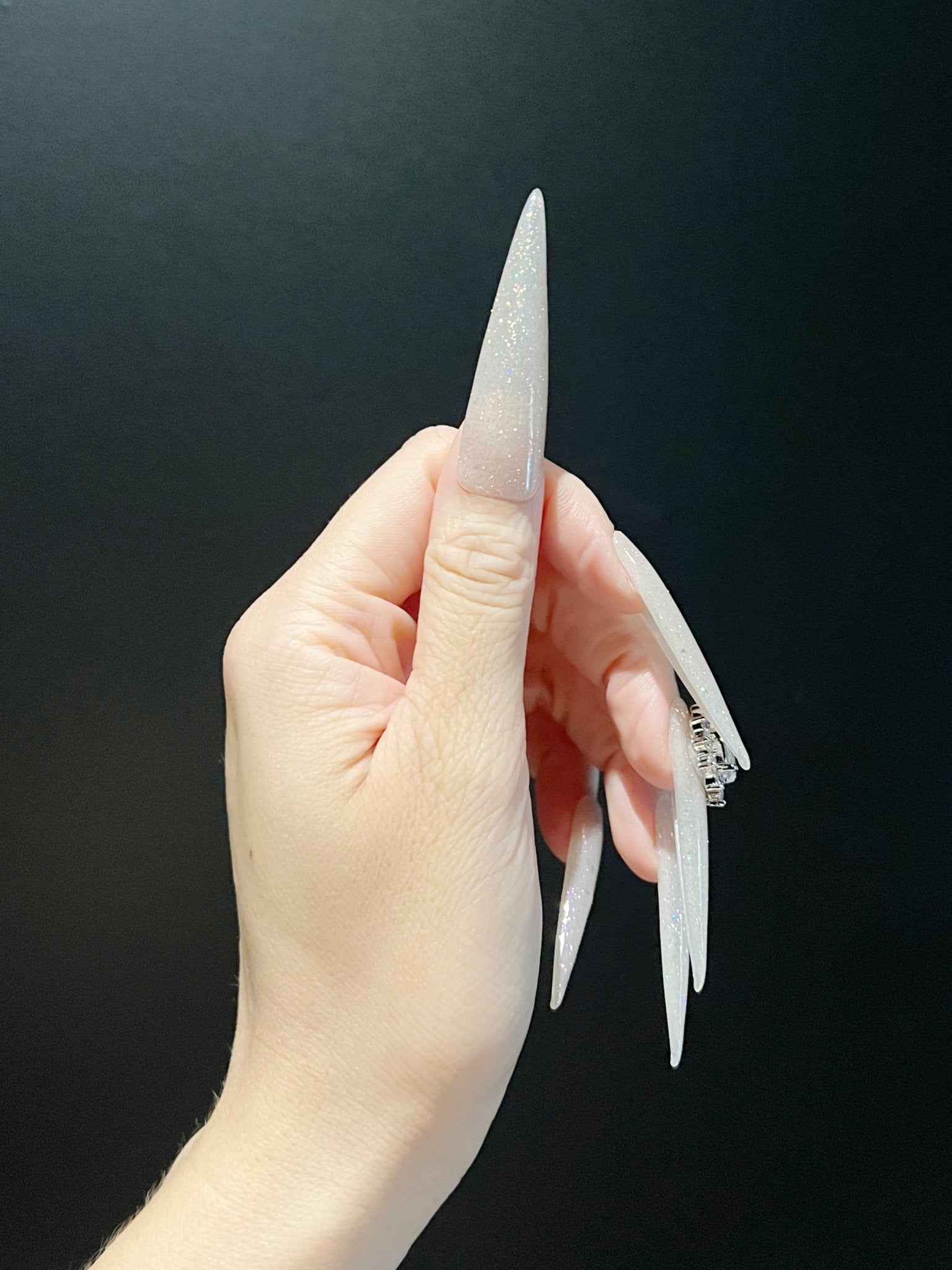 TwinZircon - W - 5thOct Nail